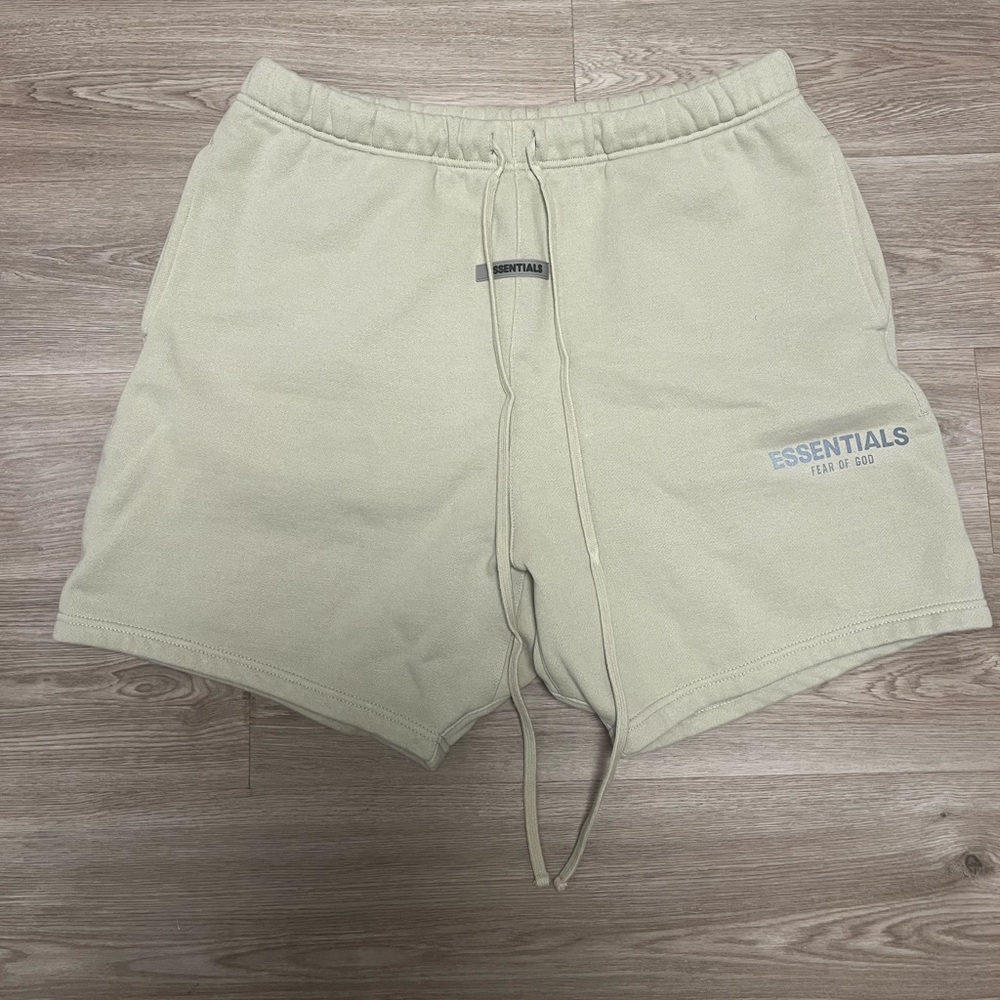 Fear of God Essentials Fleece Shorts Olive/Khaki Size L